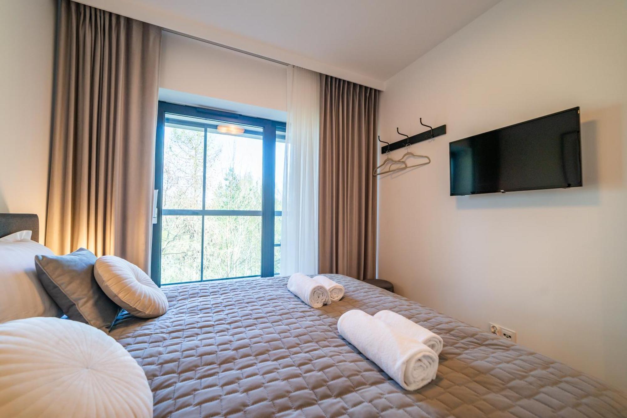 Apartamenty W Zatoce Mikołajki Ngoại thất bức ảnh